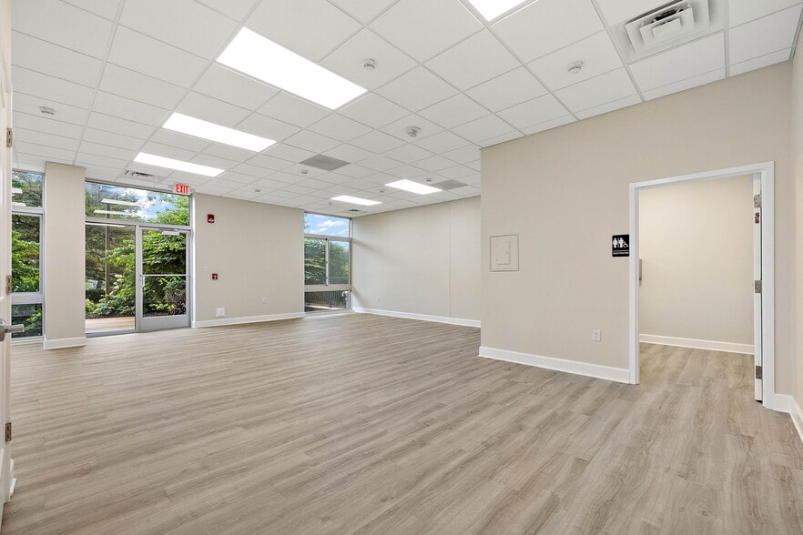 2401 Pennsylvania Ave, Wilmington, DE 19806 The Devon Condo