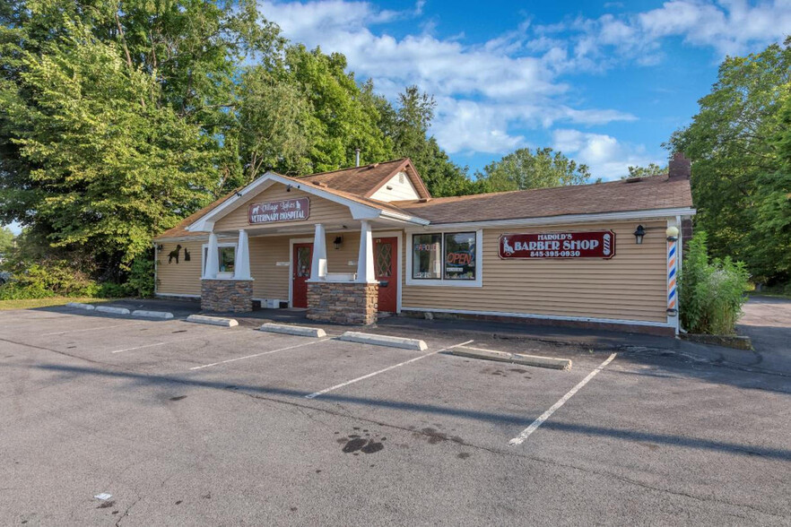 573 Route 17m, Monroe, NY for sale - Building Photo - Image 1 of 1