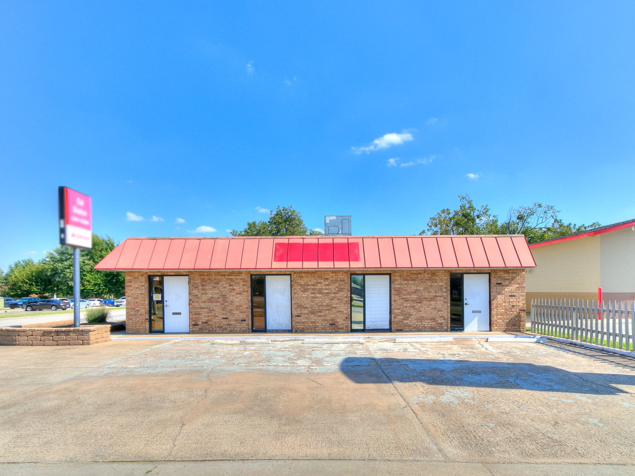 6700 S Western Ave, Oklahoma City, OK for sale Building Photo- Image 1 of 33