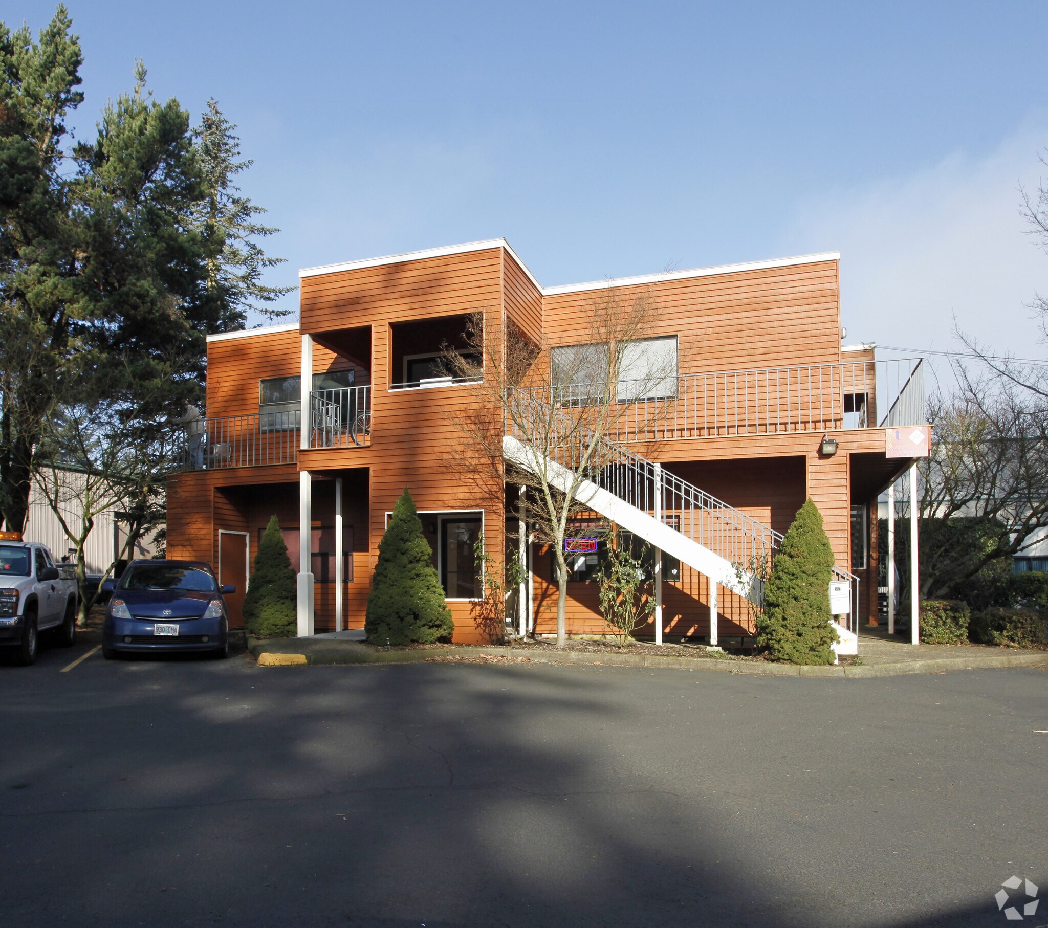 17665 SW Pilkington Rd, Lake Oswego, OR for sale Primary Photo- Image 1 of 1