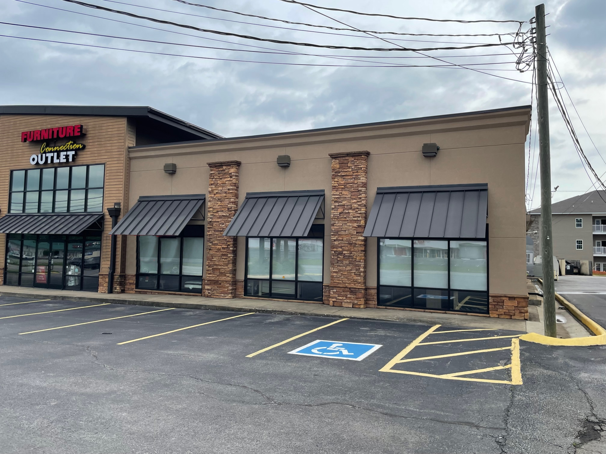 1891 Fort Campbell Blvd, Clarksville, TN for lease Building Photo- Image 1 of 2