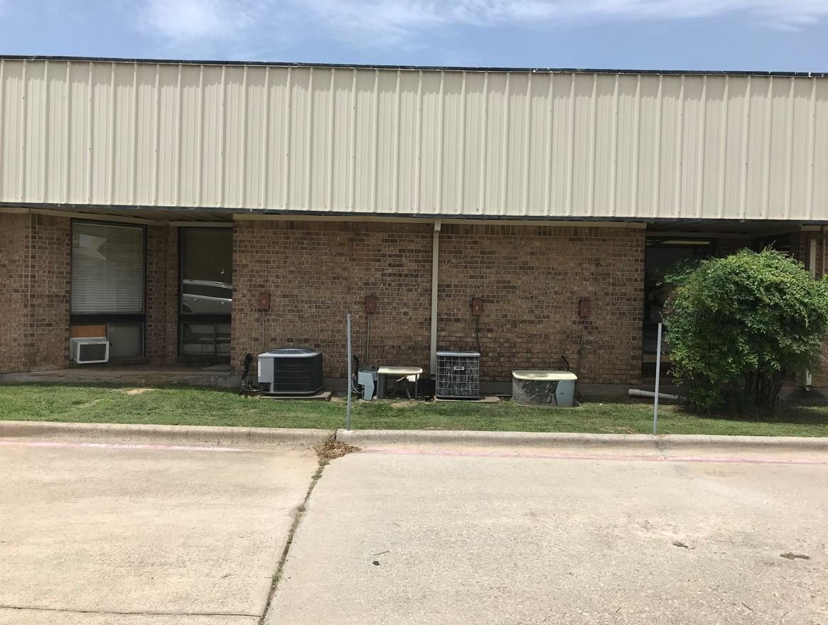 3212 W Park Row Dr, Pantego, TX 76013 Retail for Sale