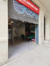 Retail in Barcelona, Barcelona for lease Construction Photo- Image 1 of 10