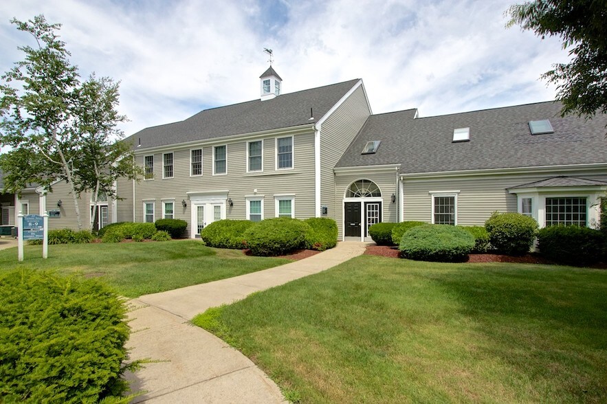 20 Tremont St, Duxbury, MA 02332