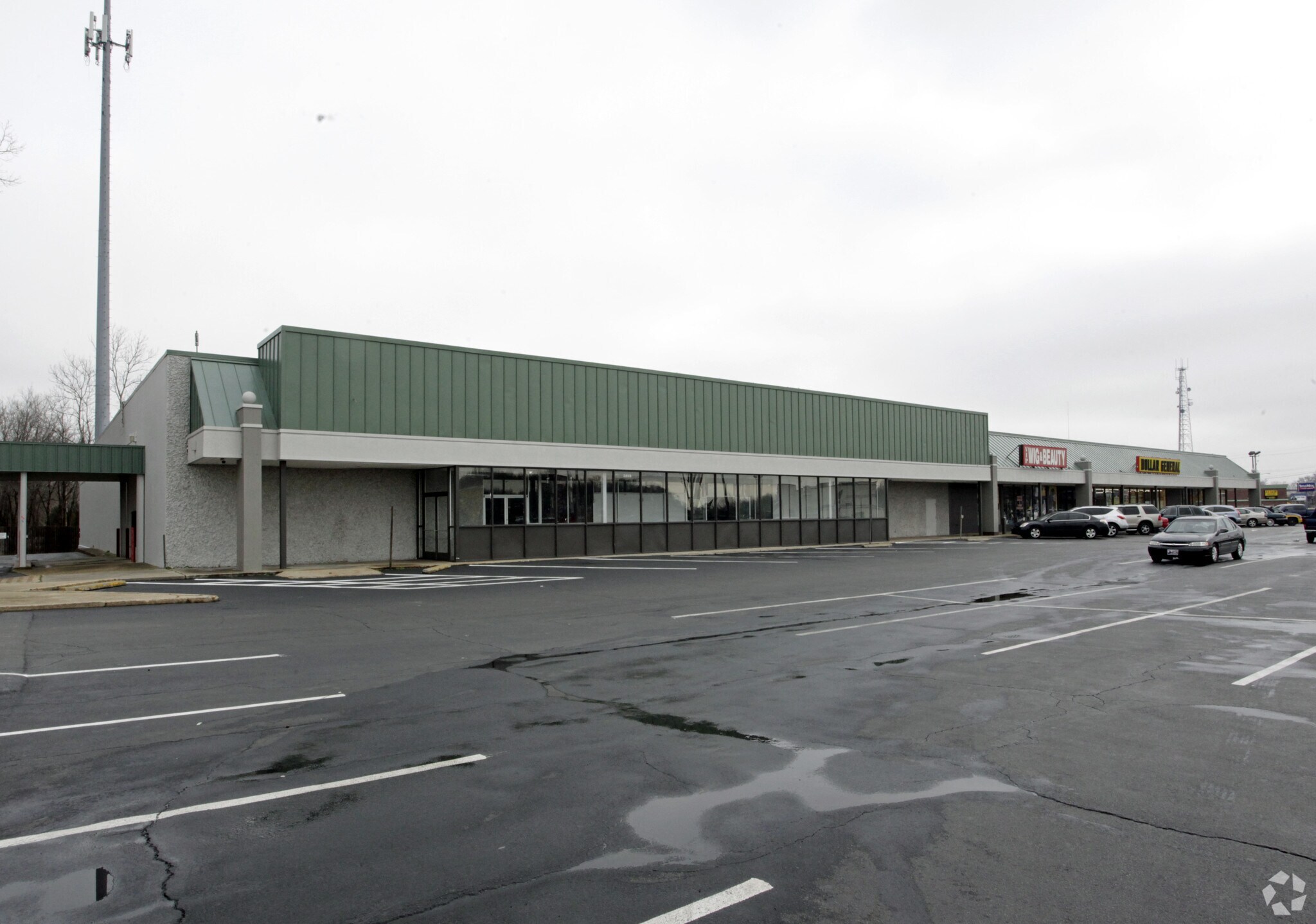 1658-1666 Sycamore View Rd, Memphis, TN for sale Primary Photo- Image 1 of 1