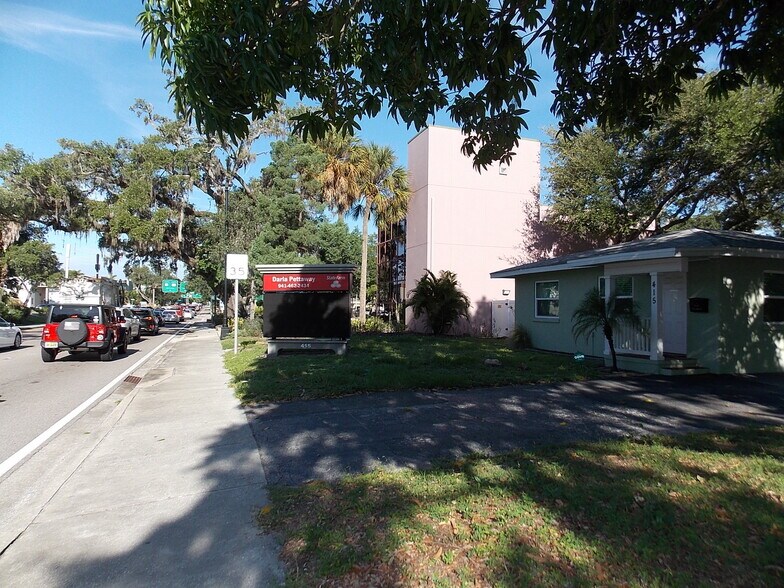 415 Manatee Ave, Bradenton, FL 34208 Office for Lease