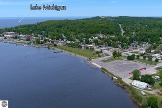 903 Main St, Frankfort, MI - AERIAL  map view - Image1