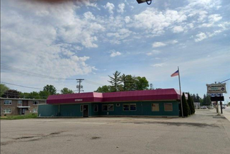 More details for 1017 E Green Bay St, Shawano, WI - Retail for Sale