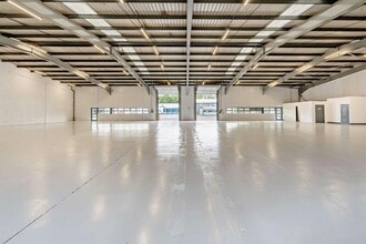 23 Belgrave St, Bellshill for lease Interior Photo- Image 2 of 5