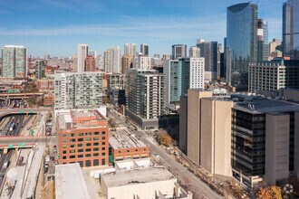 123 N Desplaines St, Chicago, IL - AERIAL  map view - Image1