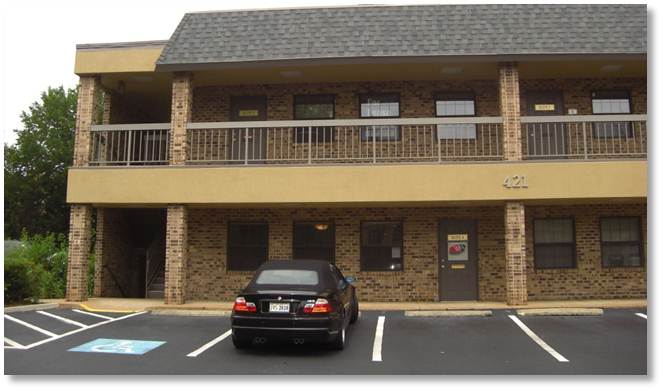 421 Church St NE, Vienna, VA for lease - Building Photo - Image 1 of 5