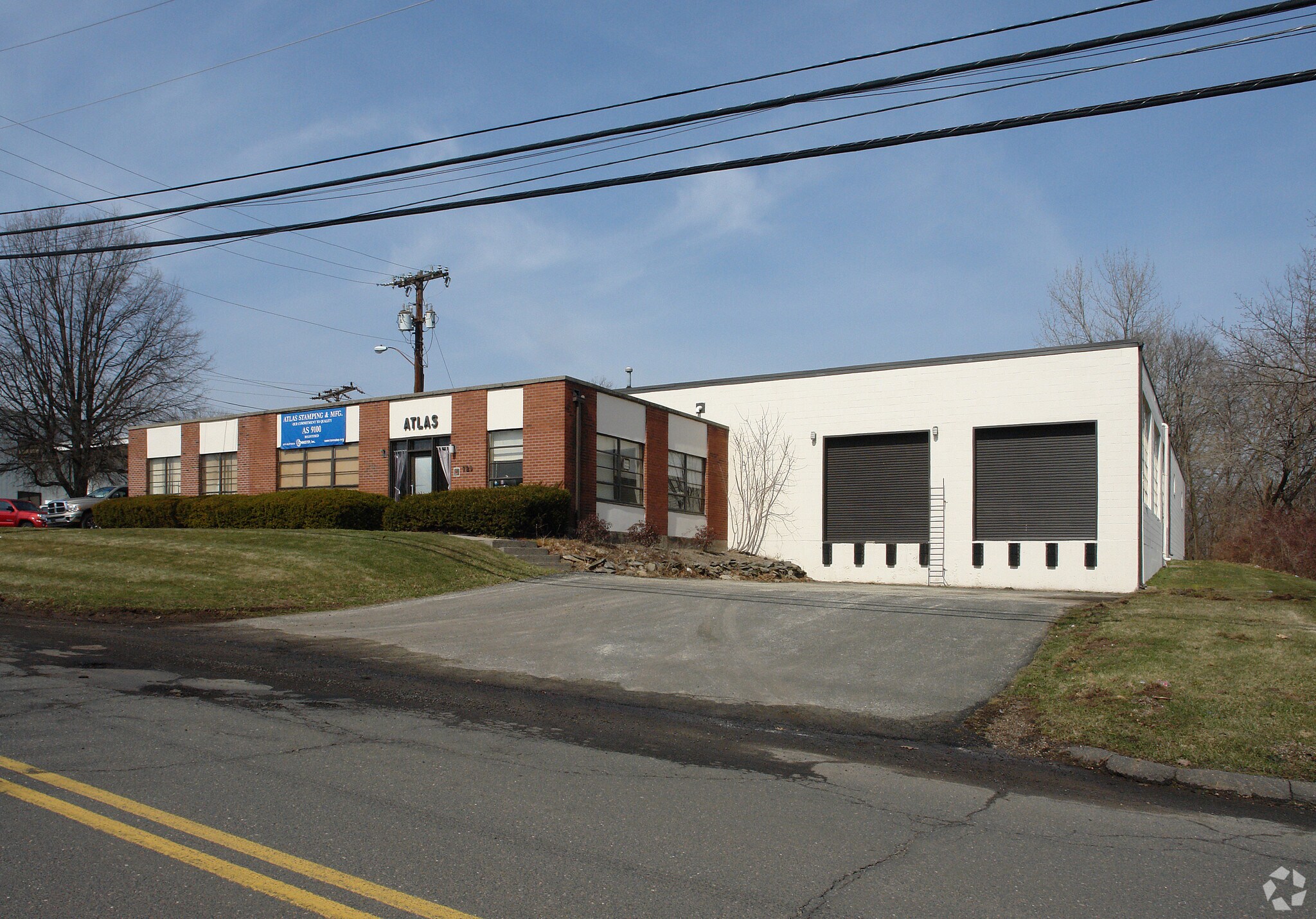 729 N Mountain Rd, Newington, CT for sale Primary Photo- Image 1 of 1