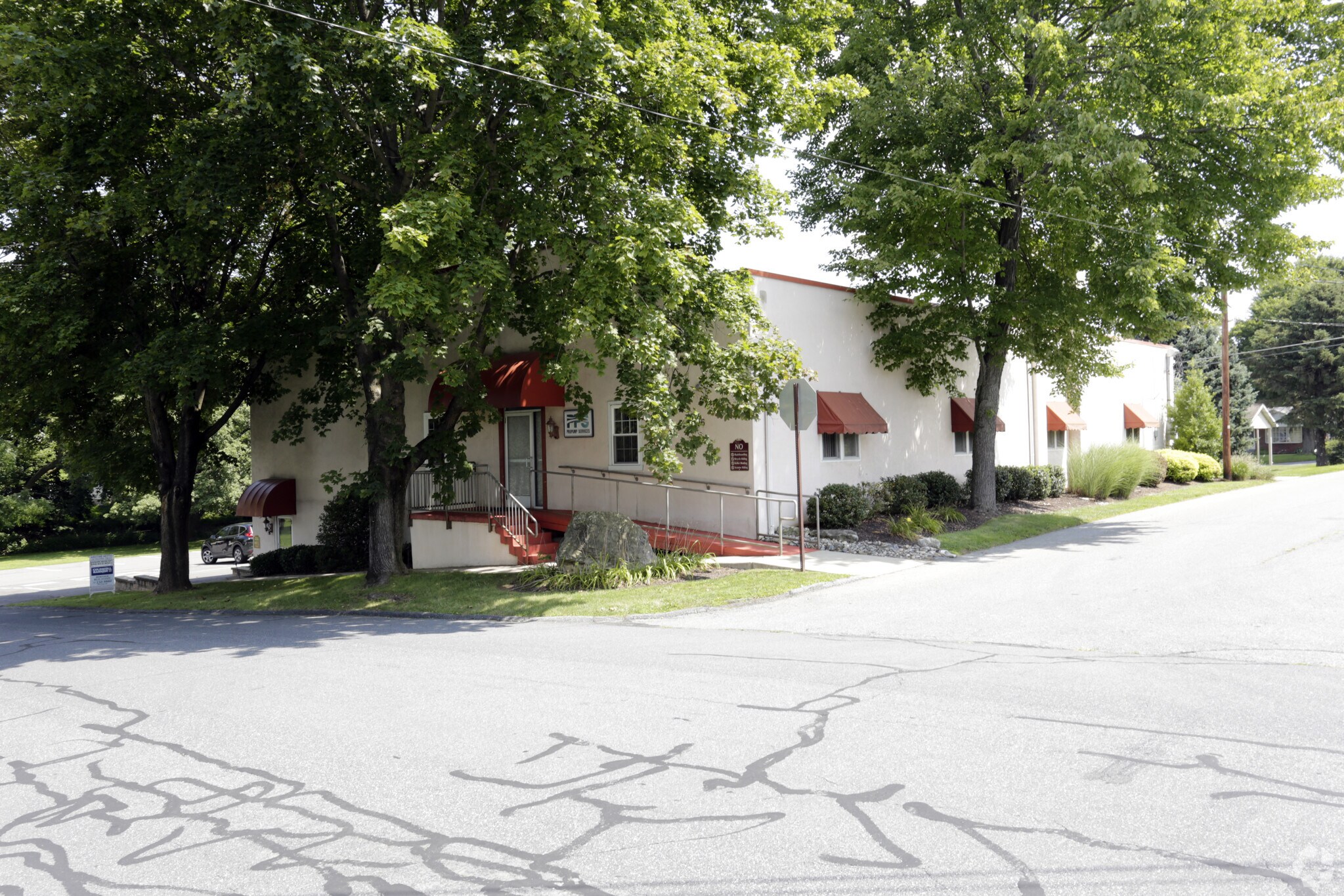 2046 5th St, Bethlehem, PA for sale Primary Photo- Image 1 of 1