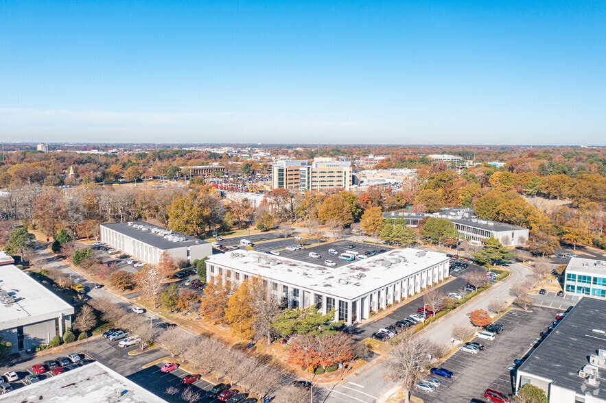 6350 Center Dr, Norfolk, VA for lease - Building Photo - Image 3 of 4