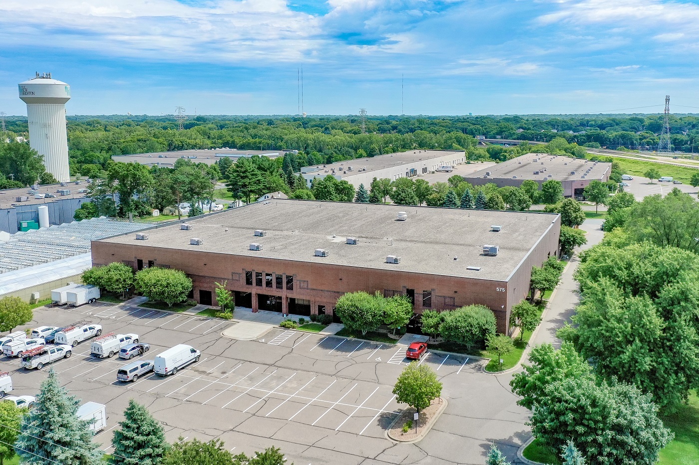 575 SW Old Highway 8, New Brighton, MN for lease Building Photo- Image 1 of 13