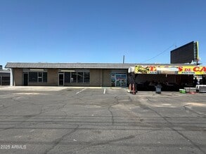 5138 W Camelback Rd, Glendale, AZ for lease Building Photo- Image 2 of 15