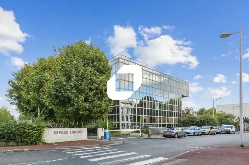 Office in Évry-Courcouronnes for lease Building Photo- Image 1 of 10