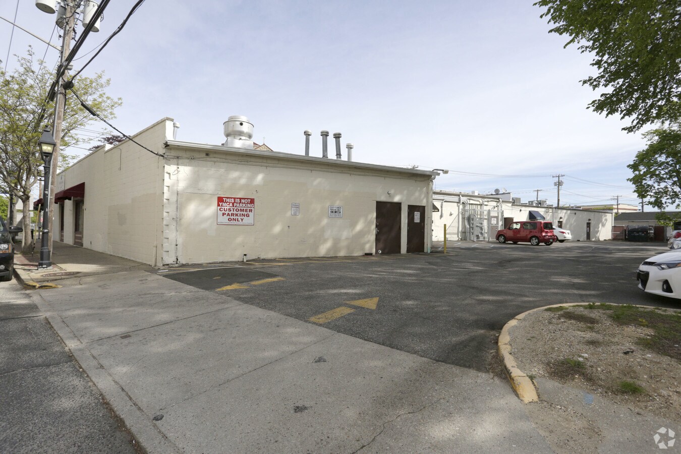 170184 W Main St, Bay Shore, NY 11706