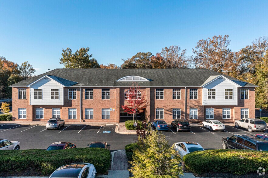 489 Main St, Prince Frederick, MD for sale - Building Photo - Image 3 of 12