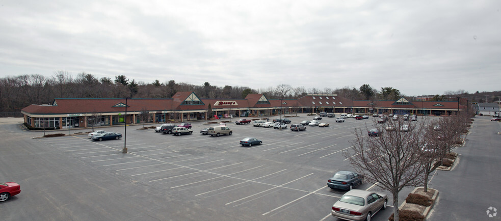 5600 Post Rd, East Greenwich, RI for lease - Building Photo - Image 1 of 12