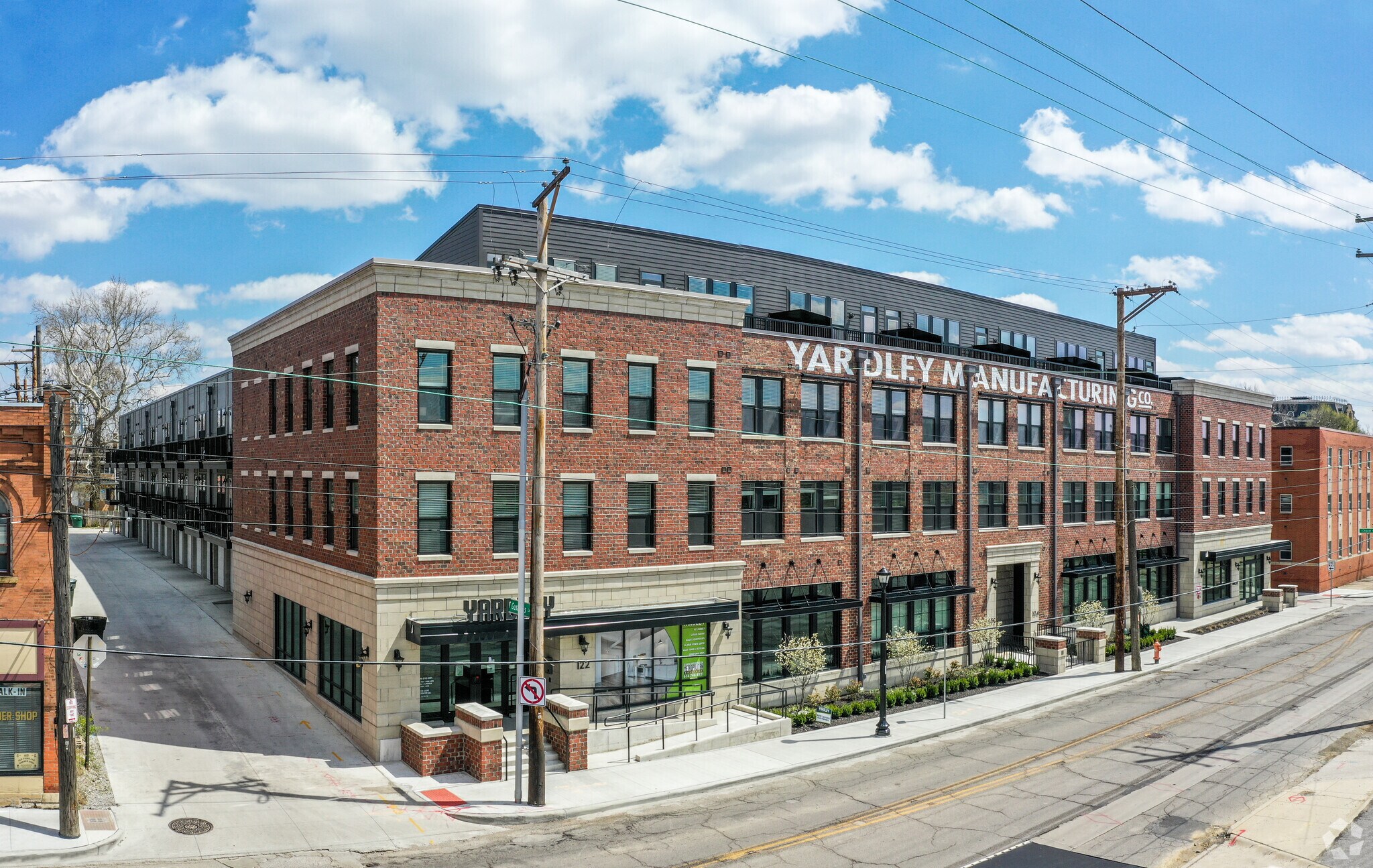 122 Parsons Ave, Columbus, OH 43215