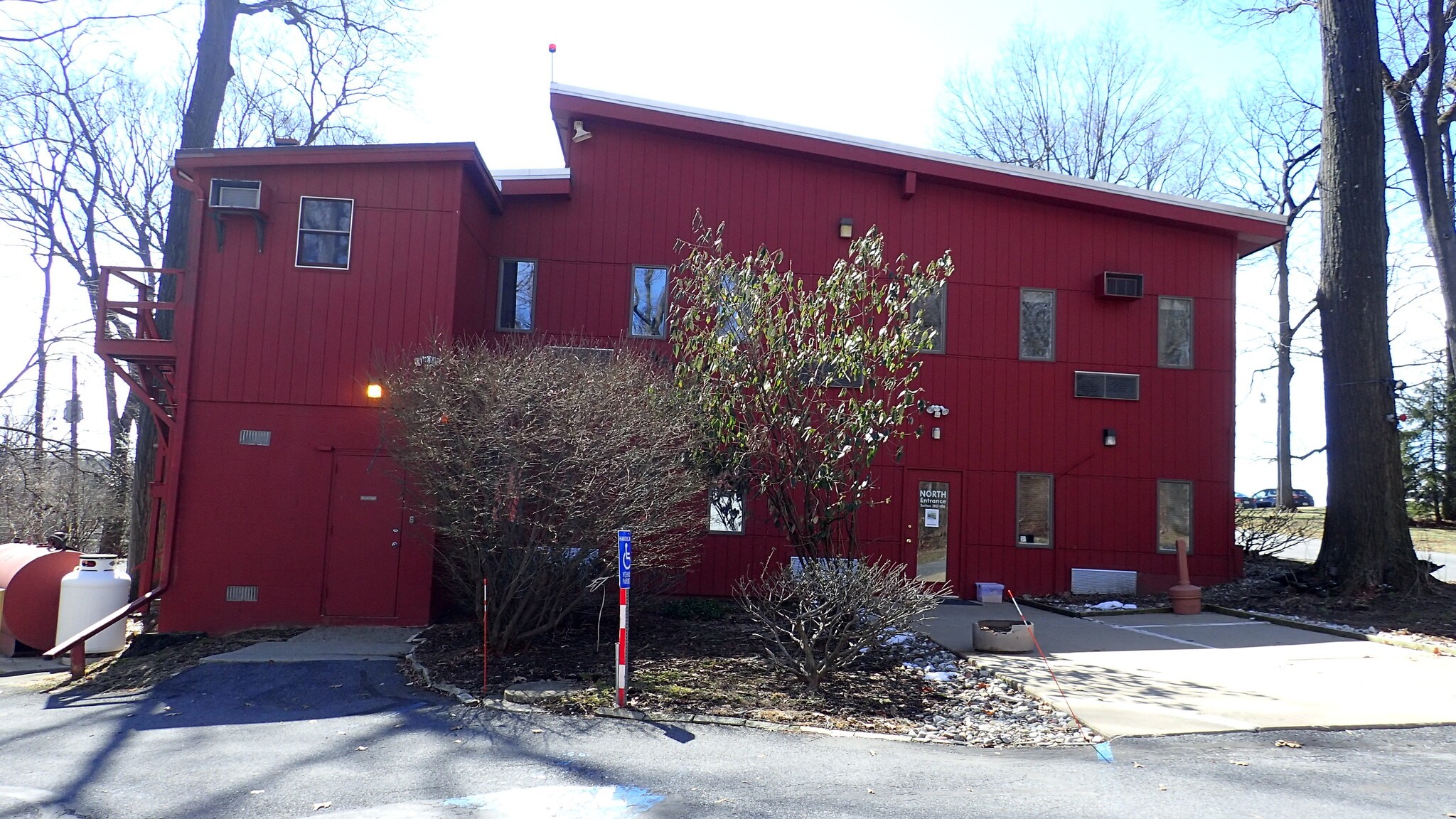3005 Brodhead Rd, Bethlehem, PA 18020 PRIVATE OFFICE SUITES AVAILABLE