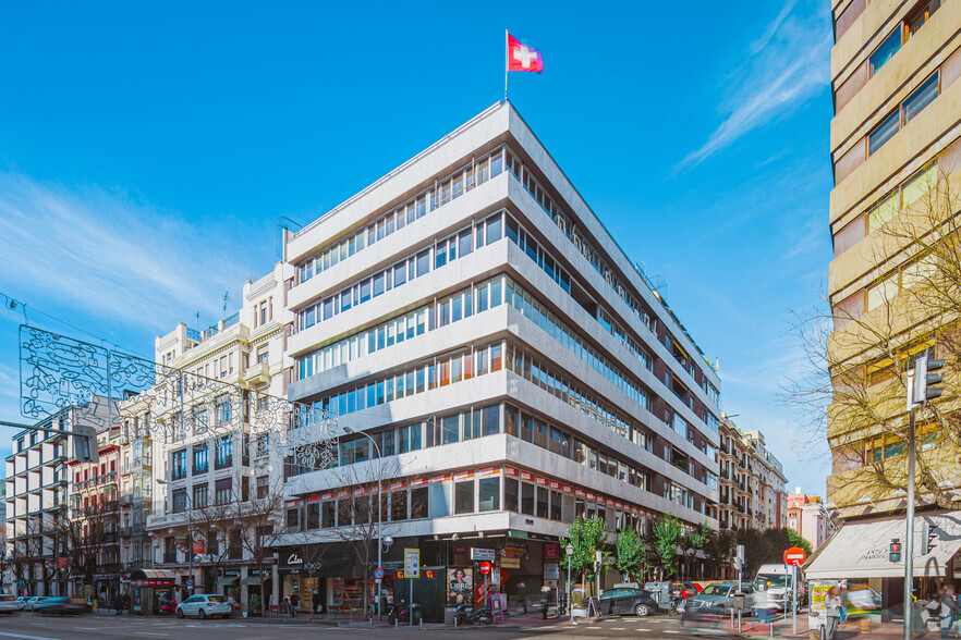 Calle De Núñez De Balboa, 35, Madrid, Madrid for lease - Primary Photo - Image 1 of 2