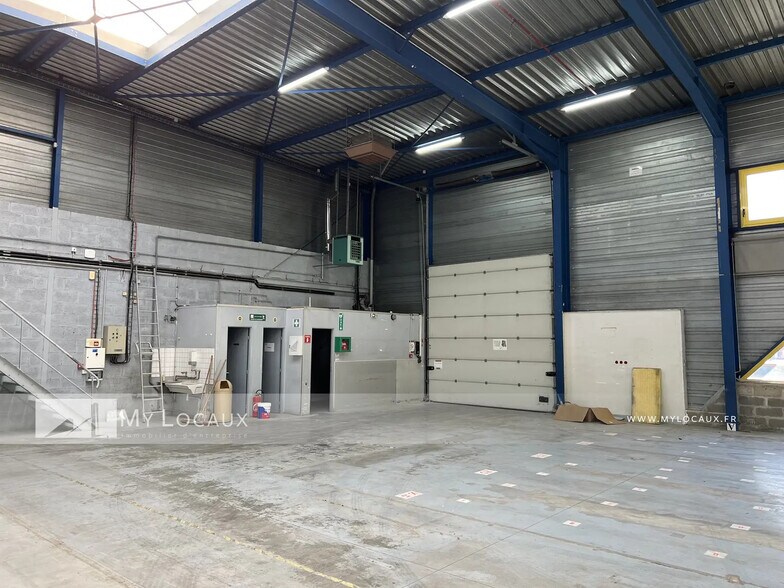 Industrial in Argenteuil for lease - Interior Photo - Image 3 of 7