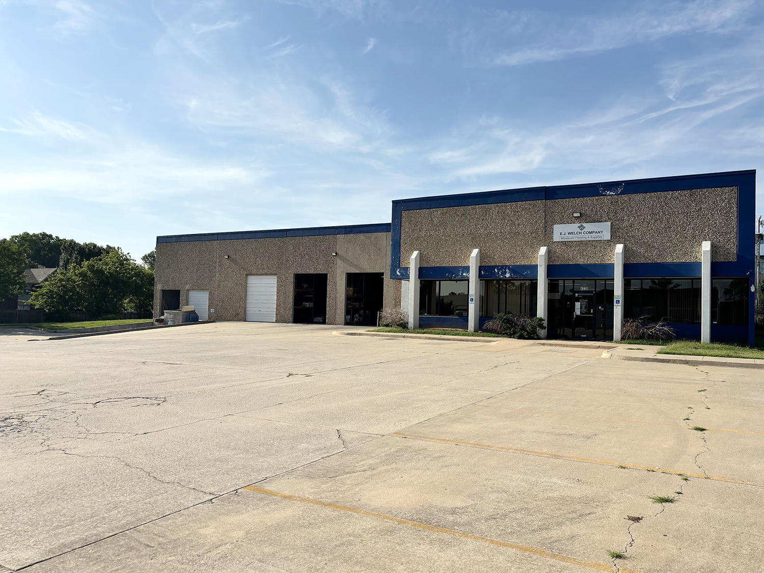 4326 SW 21st St, Oklahoma City, OK for lease Building Photo- Image 1 of 8