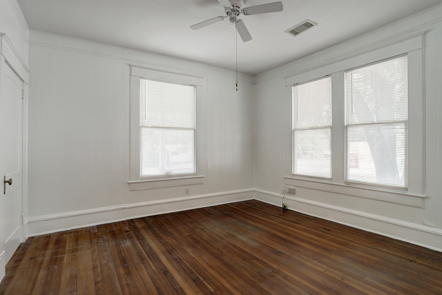 4318 Kyle St, Houston, TX for lease - Interior Photo - Image 3 of 7