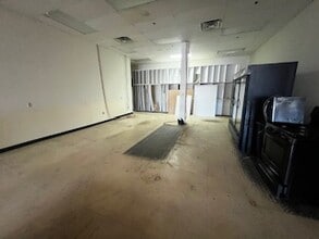 200-226 Quincy Ave, Braintree, MA for lease Interior Photo- Image 2 of 5