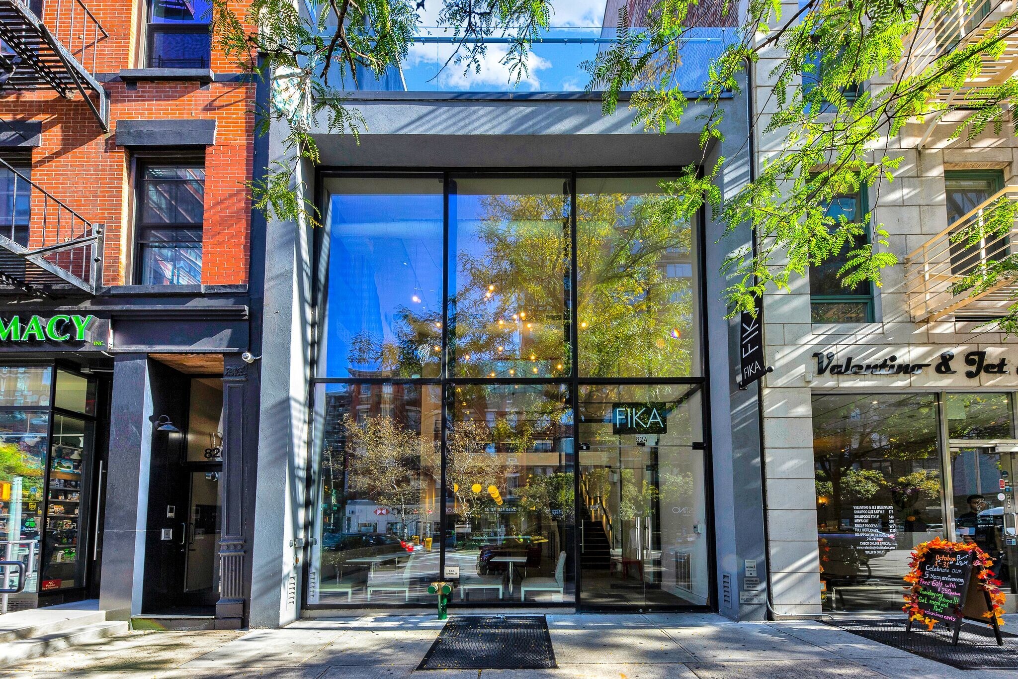 824 Tenth Ave, New York, NY for sale Primary Photo- Image 1 of 1