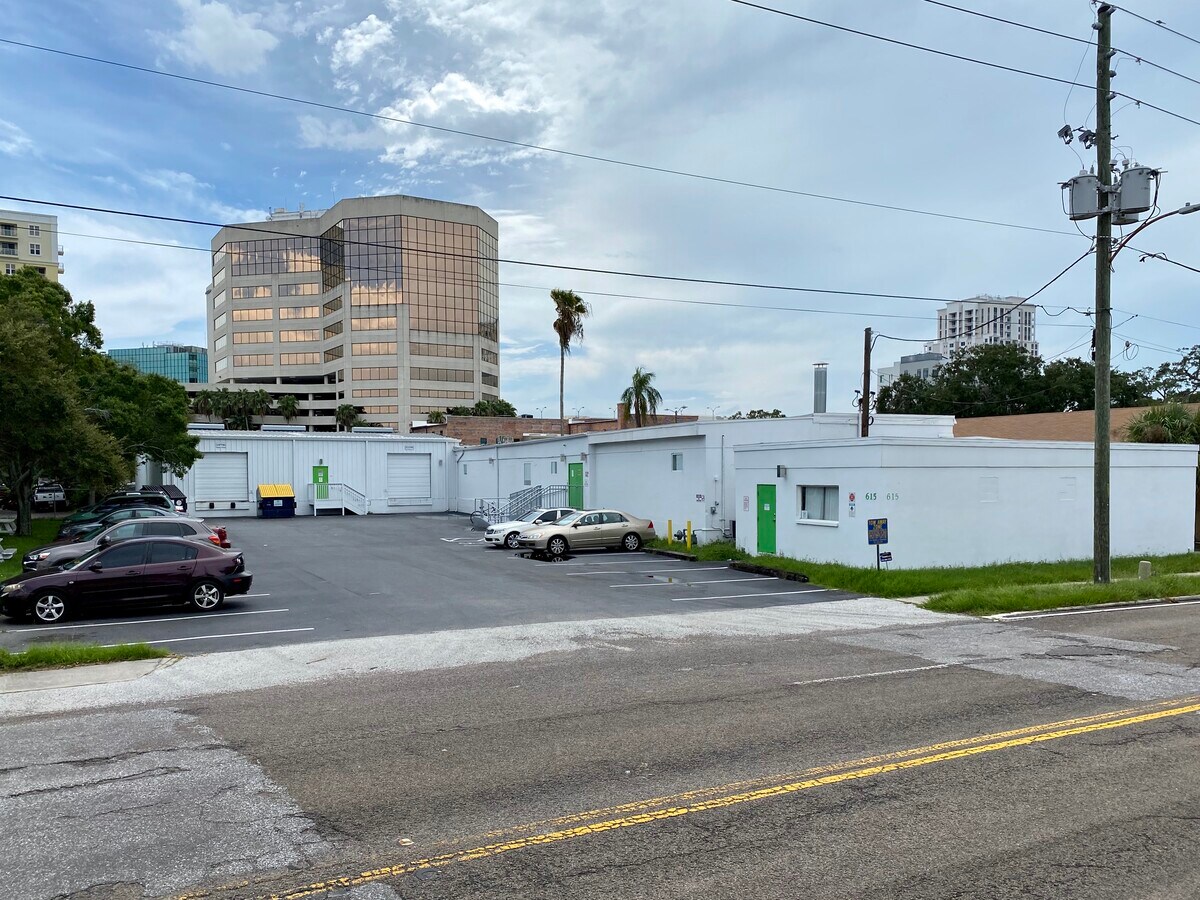 615 Drew St, Clearwater, FL 33755