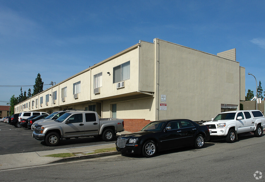 770 S Brea Blvd, Brea, CA for lease - Building Photo - Image 1 of 2