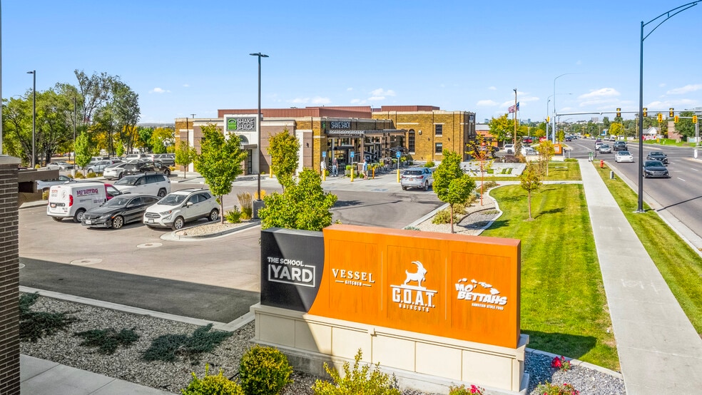 The Schoolyard portfolio of 3 properties for sale on LoopNet.com - Building Photo - Image 3 of 6