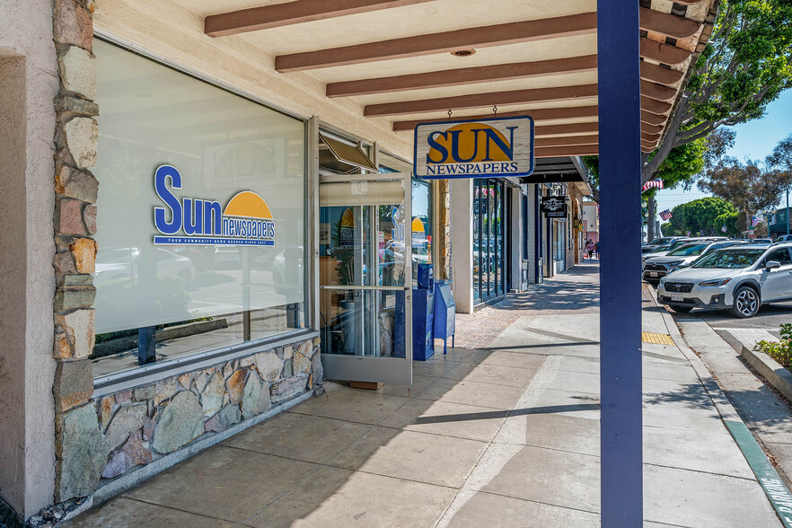 216 Main St, Seal Beach, CA for lease - Building Photo - Image 2 of 11