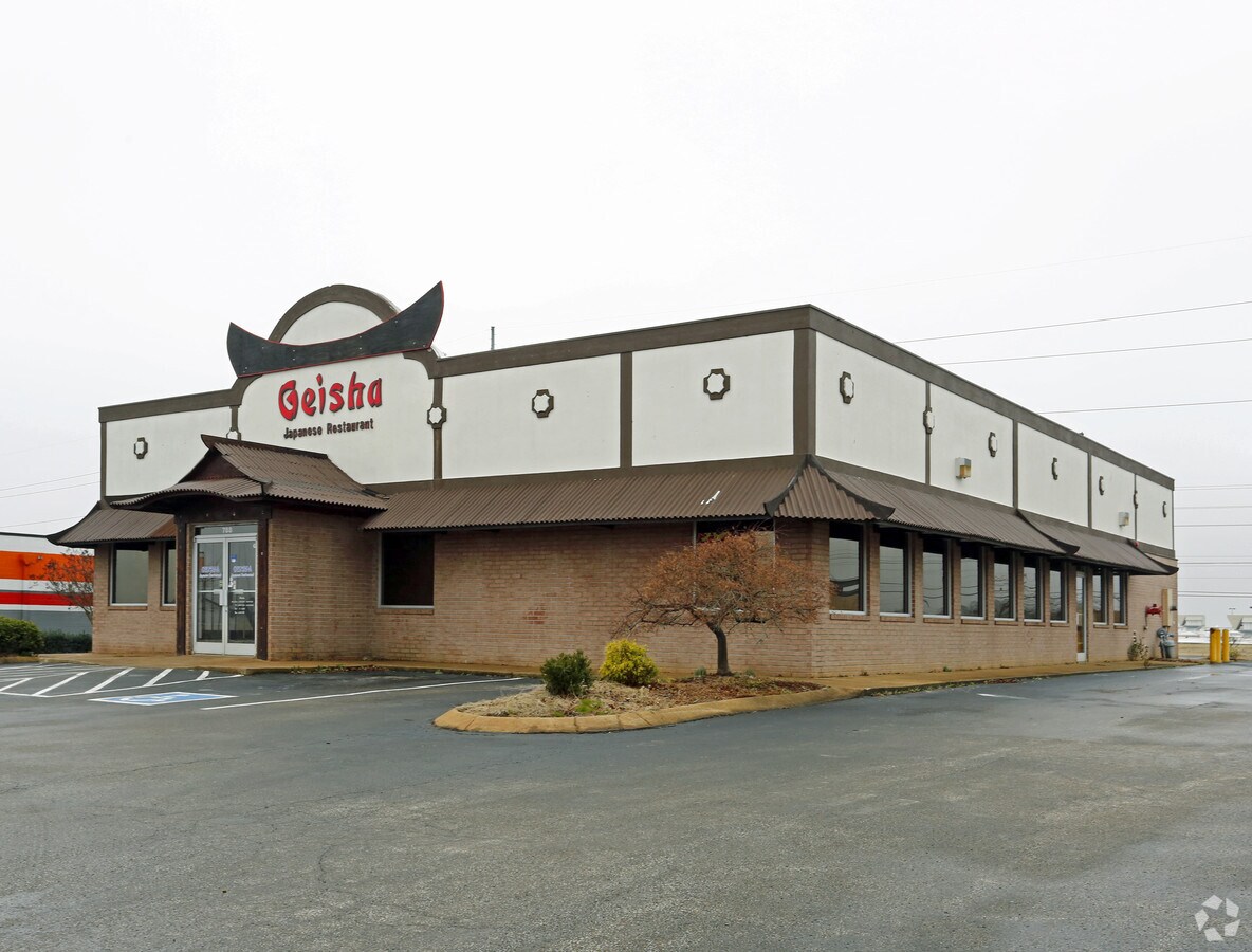 788 Vann Dr, Jackson, TN 38305