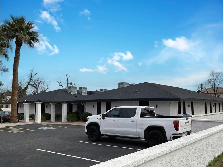 1010 E University Dr, Mesa, AZ for lease - Building Photo - Image 1 of 5