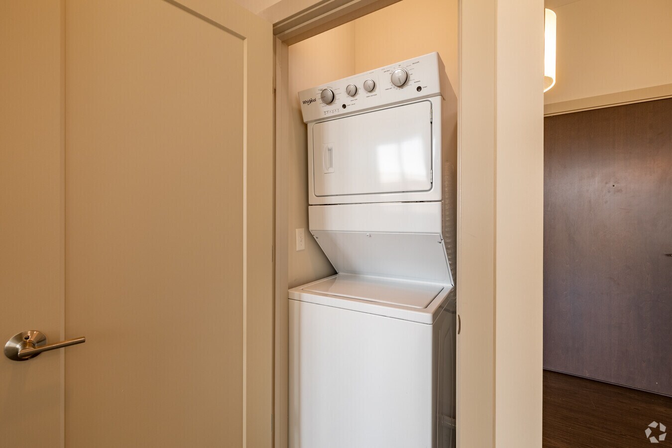 6325 Victoria Ave, Saint Louis, MO 63139 Hibernia Apartments