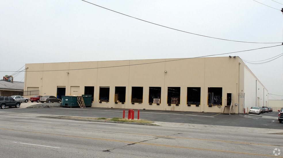 15922 Main St, Gardena, CA for lease - Building Photo - Image 3 of 8