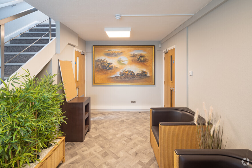 Syston Rd, Cossington for lease - Lobby - Image 3 of 22