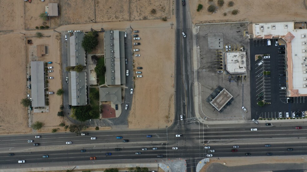 Bear Valley Rd, Hesperia, CA for sale - Building Photo - Image 2 of 9