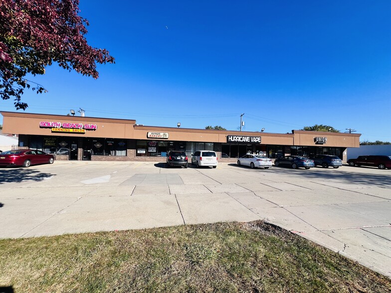 13250-13270 Northline Rd, Southgate, MI for lease - Building Photo - Image 1 of 3