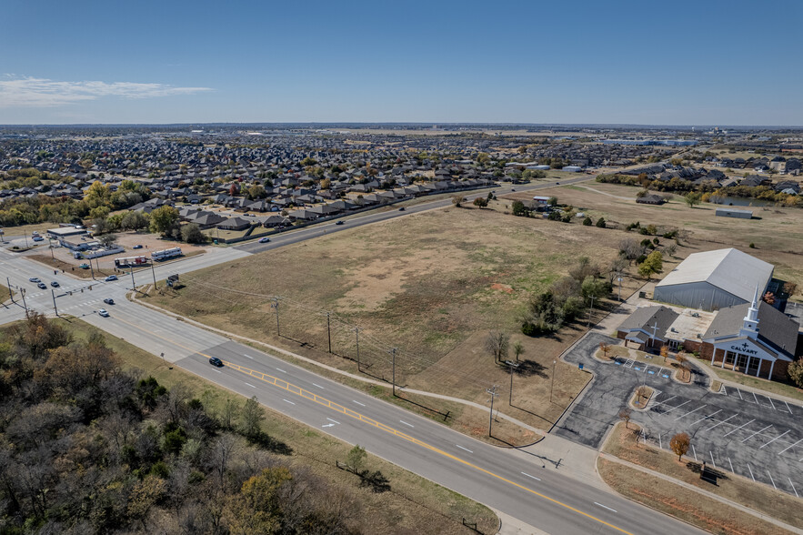 NWC Tecumesh & Porter, Norman, OK for sale - Building Photo - Image 2 of 6