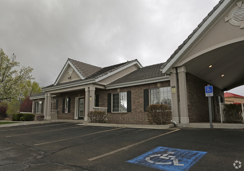 214-216 N Orem Blvd, Orem, UT for lease - Primary Photo - Image 1 of 55