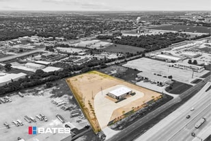 7020 N Interstate Highway 35 E, Waxahachie TX - Warehouse