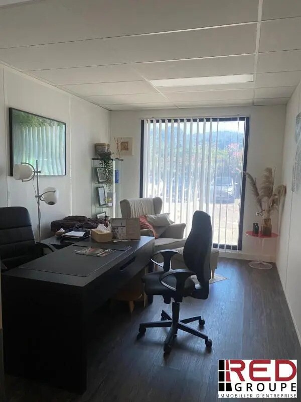 Flex in Aubagne for sale Building Photo- Image 1 of 7