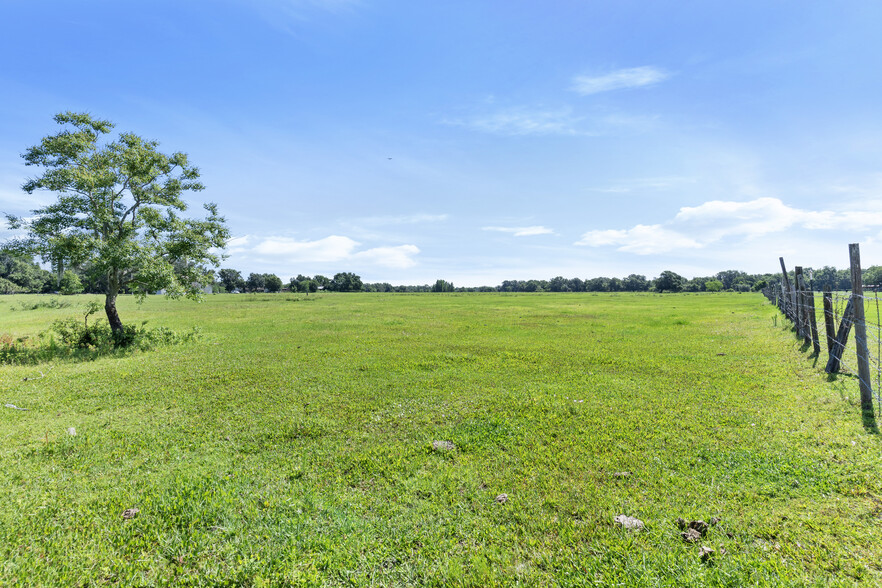 10077 Gallagher Rd, Dover, FL for sale - Primary Photo - Image 1 of 10