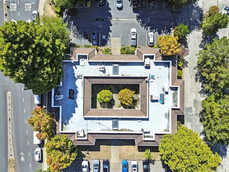 1005 Terra Nova Blvd, Pacifica, CA for sale - Building Photo - Image 2 of 15