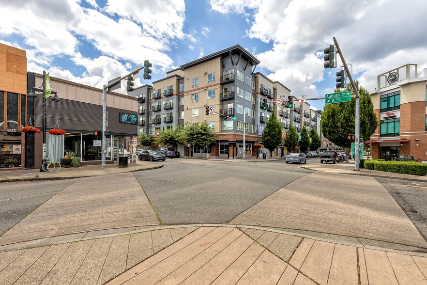 102 E Main St, Auburn, WA for lease - Building Photo - Image 2 of 12